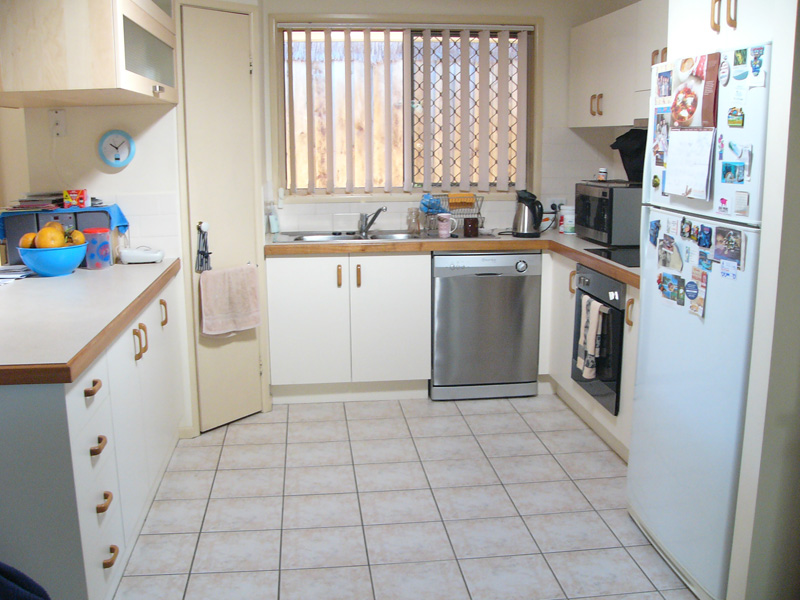 OPEN PLAN LIVING - OPEN HOUSE CANCELLED Picture 2