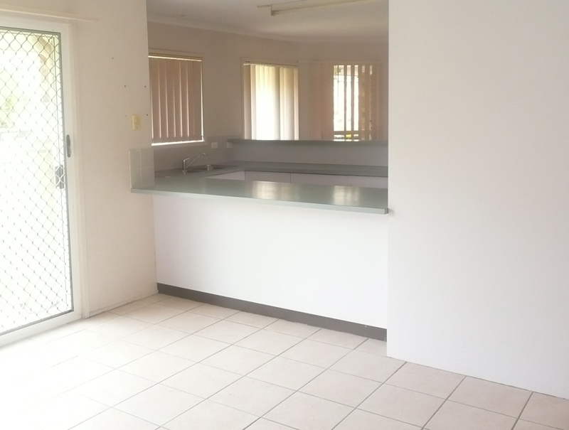 MODERN TOWNHOUSE Picture MODERN TOWNHOUSE Picture