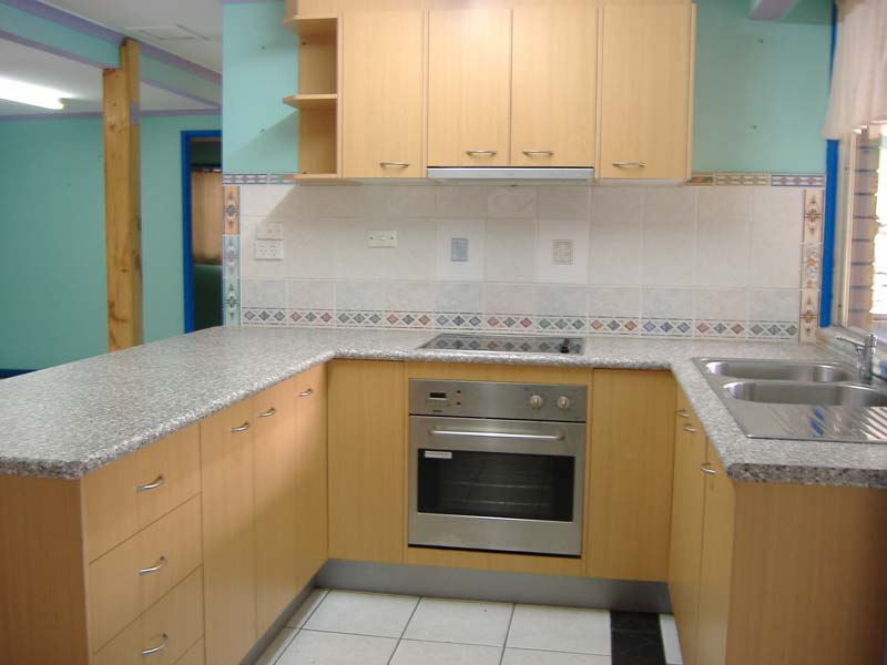 Large Family Home - Application Pending Picture 2