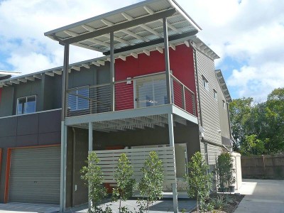 CITY LIVING IN THE SUBURBS - Open House
Thu 13, 11.30 - 11.45am Picture