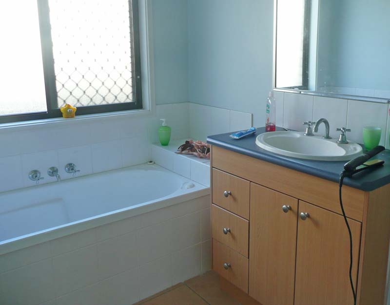 Beautifully Presented Home Picture 3