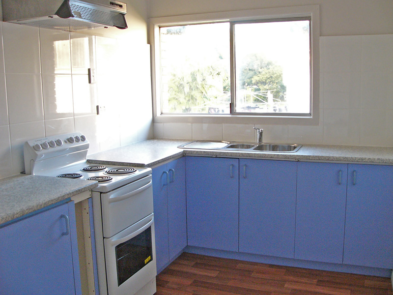 LARGE FAMILY HOME - Open House Picture 3