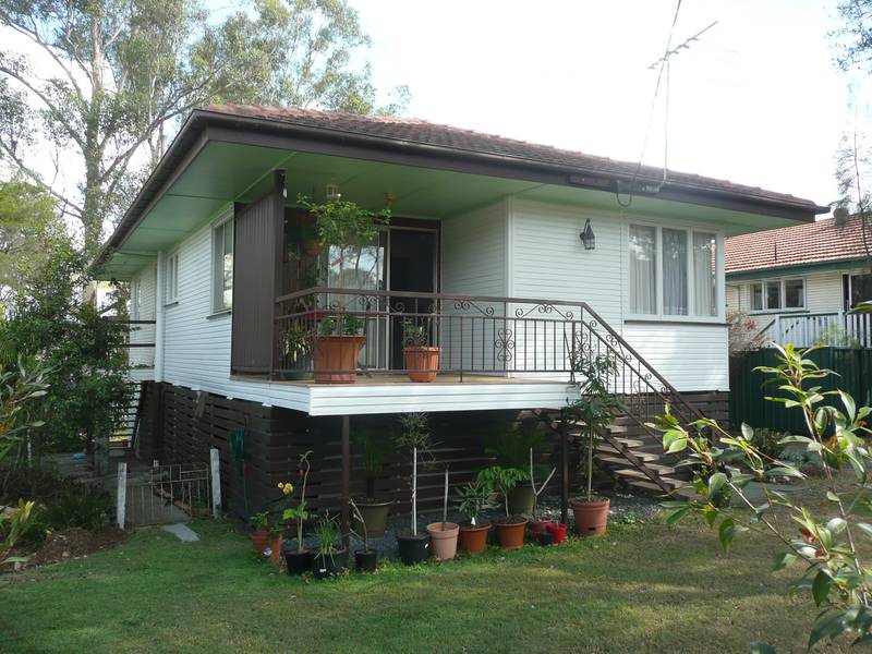 Position and Privacy Picture 1