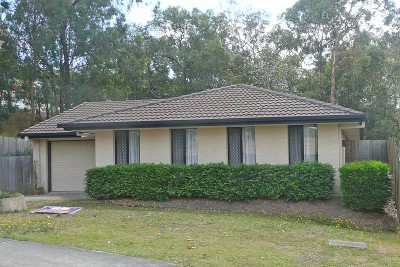 GREAT INVESTMENT OR FIRST HOME BUYER Picture