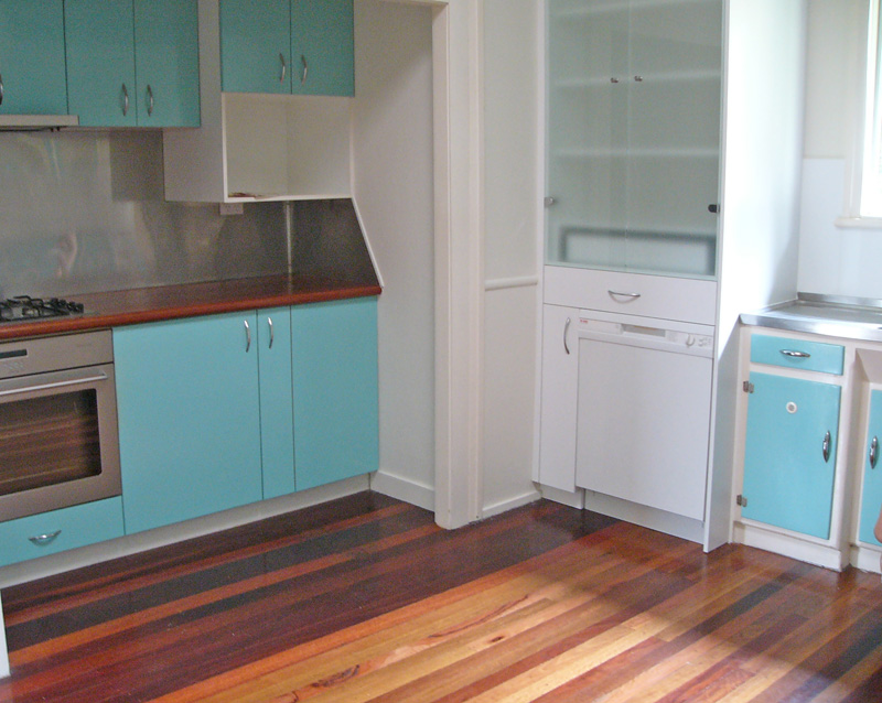 OXLEY HIGH SIDE - Application Pending Picture 2