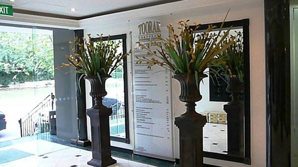 BOUTIQUE OFFICE INVESTMENT Picture 3