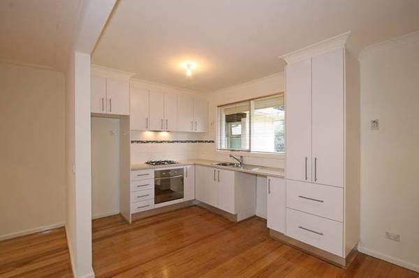 COMPLETE THE FINISHING TOUCHES Picture 2