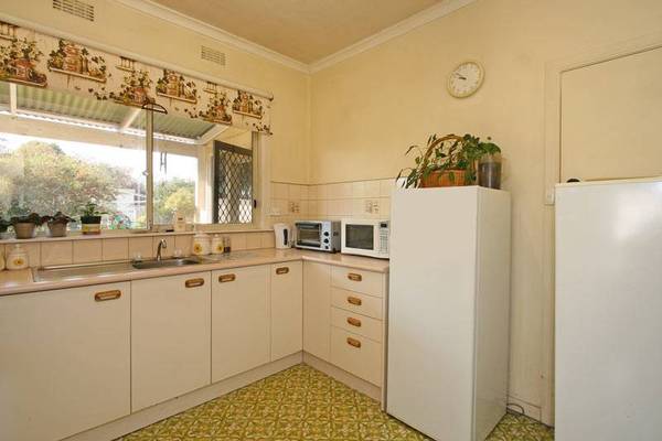 LARGE BLOCK - CBD Picture 2