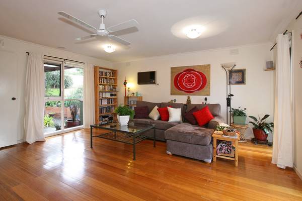 MAKE AN OFFER Picture MAKE AN OFFER Picture