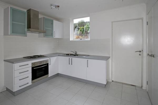 QUICK SALE WANTED.
IF YOU WANT IT, IT'S YOURS!! Picture 2