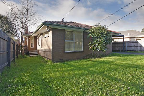 RENT TO UNI STUDENTS Picture 1