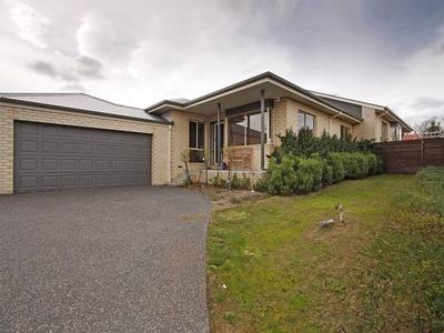 BEAUTIFUL HOME WITH STYLE Picture