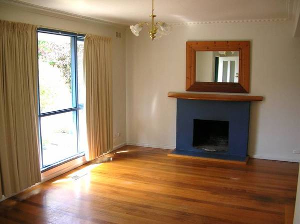 WALK TO FRANKSTON HIGH Picture