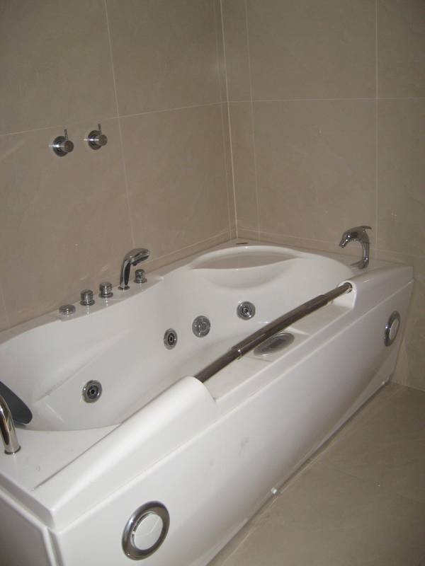 Waterfront Lifestyle Picture 3