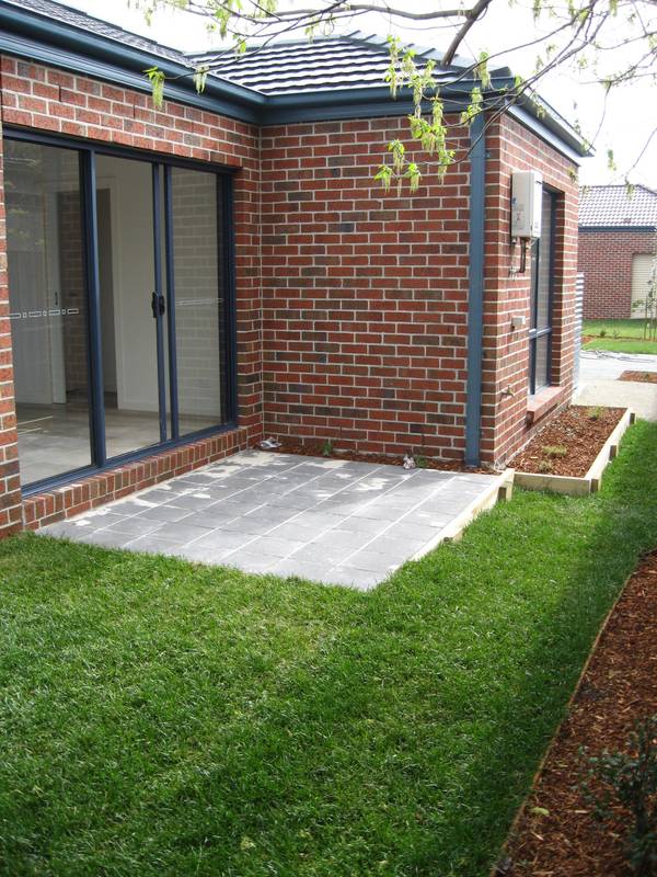 NEAR NEW UNIT Picture 2