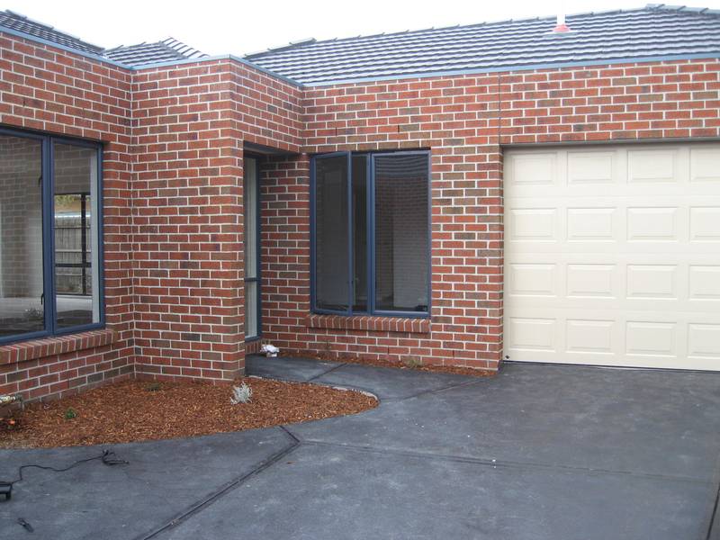 NEAR NEW UNIT Picture 3