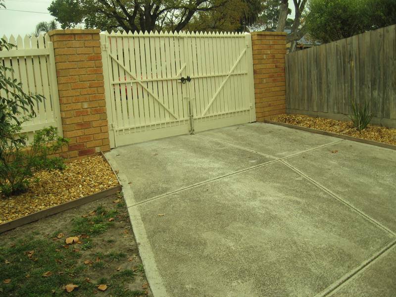 STILL LIKE BRAND NEW Picture 3