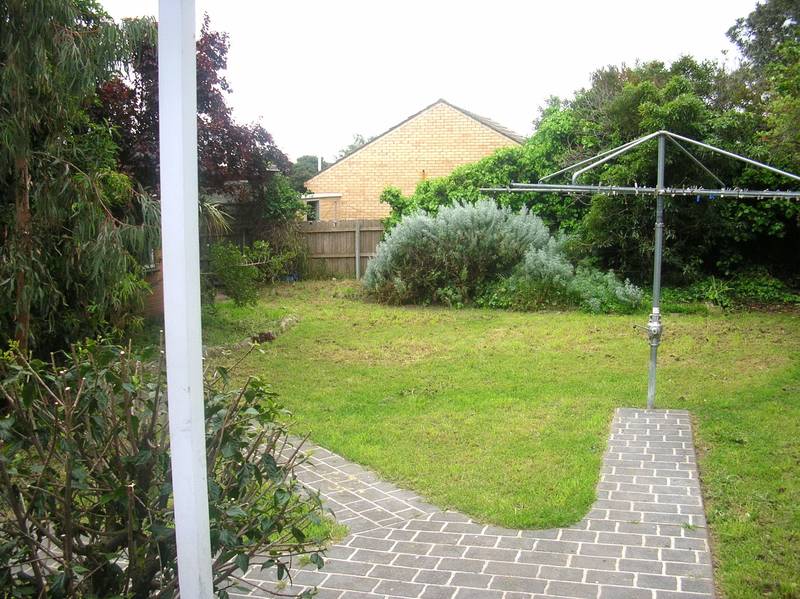 FRANKSTON HIGH SCHOOL ZONE Picture 3