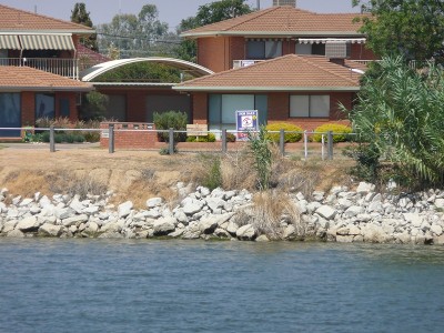 STEP INTO THE PANORAMIC VIEW Picture