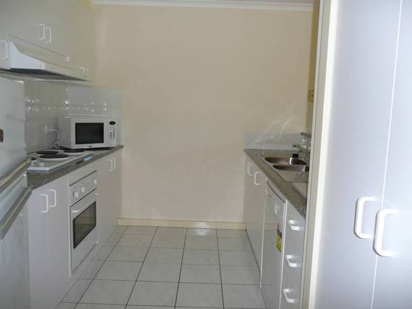 MAKE AN OFFER Picture