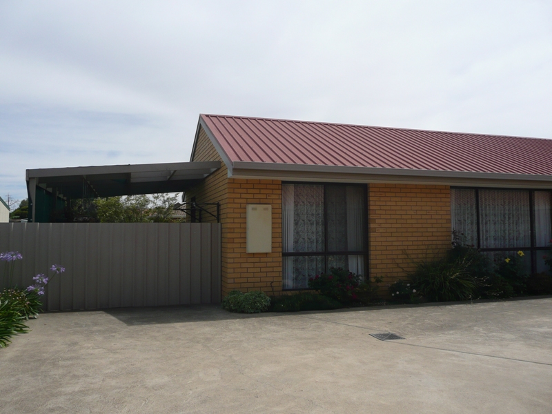 POSITION HAS ITS PRIVILEGES Picture