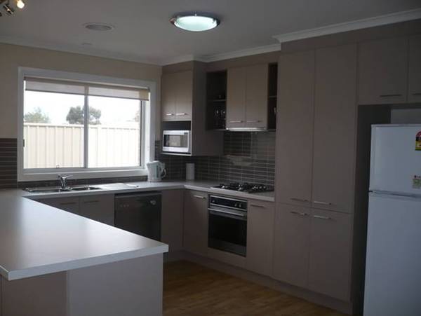 WATERWOOD APARTMENT Picture 3