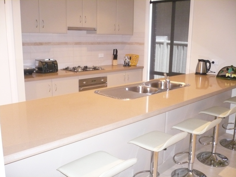 LUXURY LIVING AT ITS BEST Picture 3