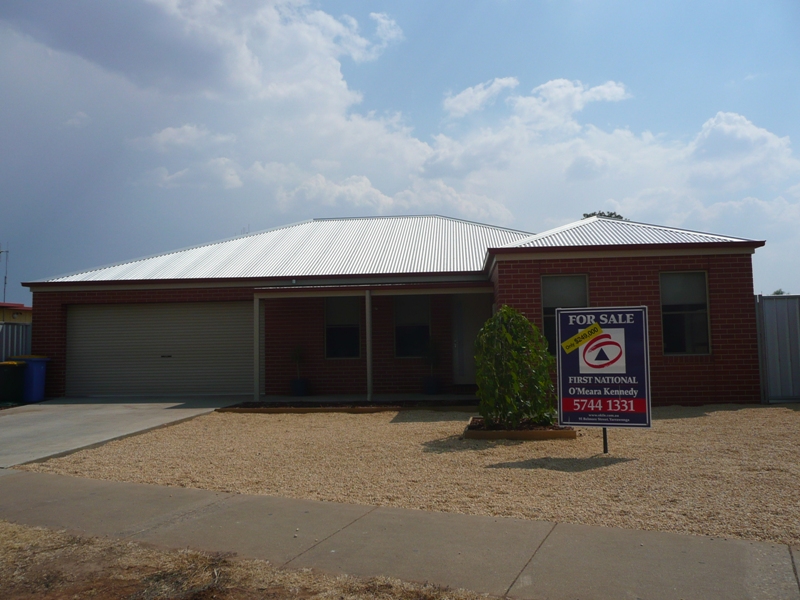 REDUCED TO SELL!!! Picture 2