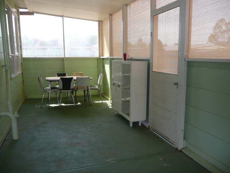 BEGIN YOUR DREAM Picture 2