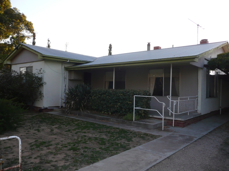 Furnished or Unfurnished Picture 1