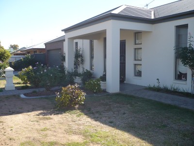 WARM WELCOME Picture