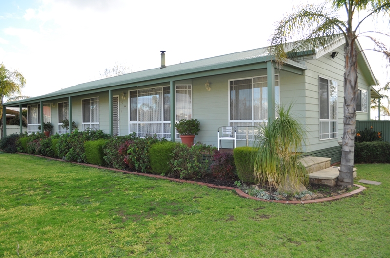 HARDY HOME Picture 3