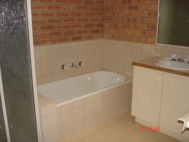 2 Bedroom unit Picture 2