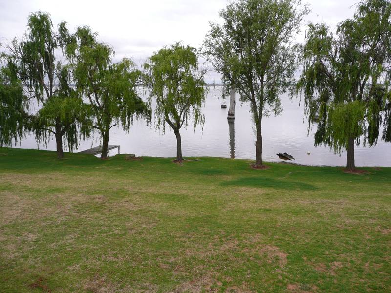 WATERFRONT MAGIC Picture 2