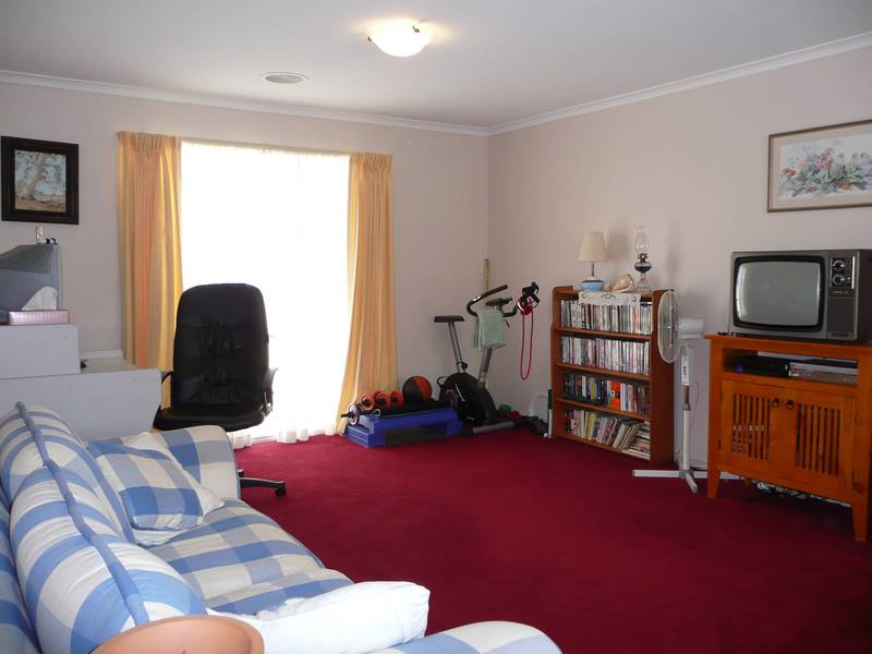 MAGNIFICENT FAMILY HOME Picture 2