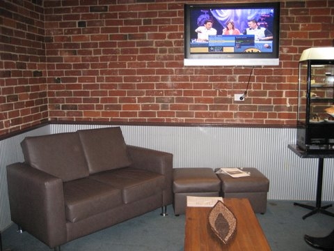 YARRAWONGA BUSINESS FOR SALE Picture 3