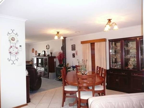 THE BEAUTY OF SPACE, INSIDE & OUT Picture 2