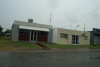 Commercial Premises in Great Location Picture