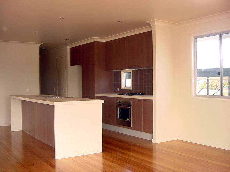 Modern and Stylish Picture 2