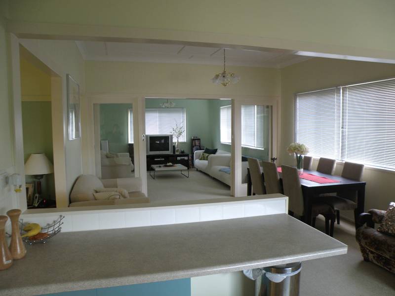 OPEN HOUSE: 9.30am Friday 1 May 2009 Picture