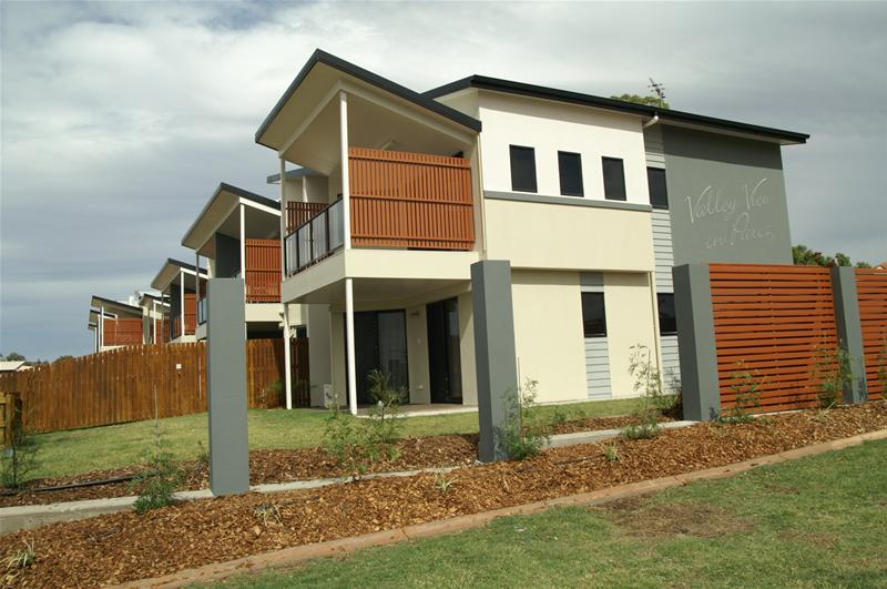 Valley View On Paroz - High Returning Apartment $590/wk Picture 3