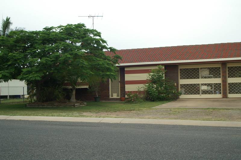 Well Presented 2 Bedroom Brick Unit Picture