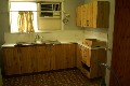 2 BEDROOM UNIT CLOSE TO TOWN Picture 2 BEDROOM UNIT CLOSE TO TOWN Picture