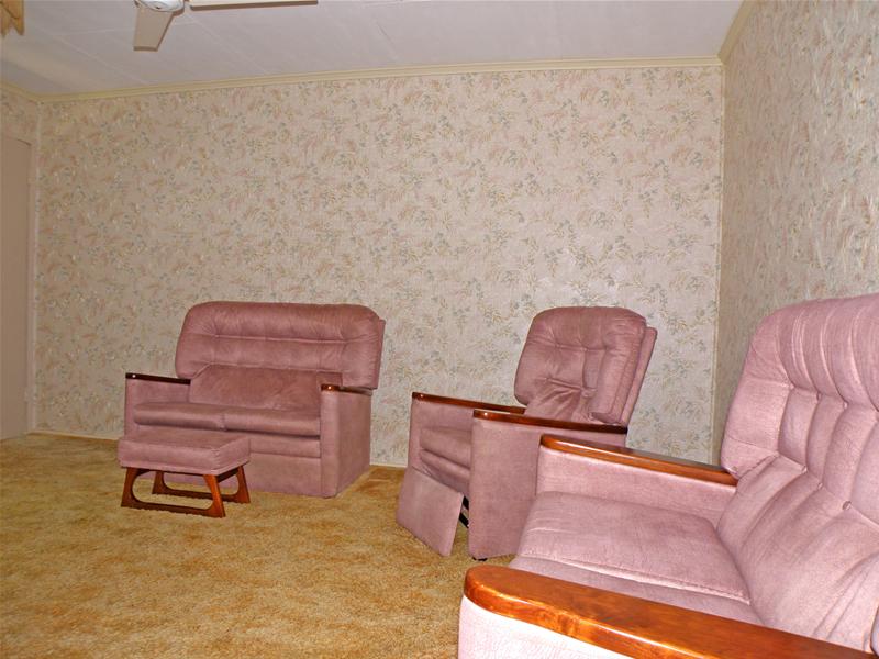 SET TO IMPRESS: Picture 3