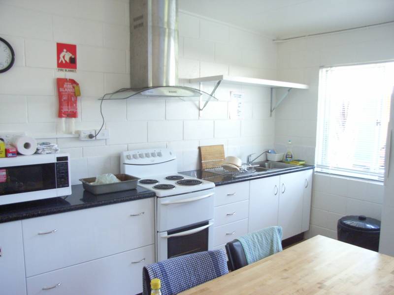 Short or Long Term Accommodation Picture 3