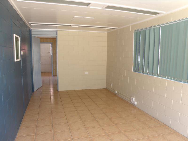 Exhibition Avenue Picture 2