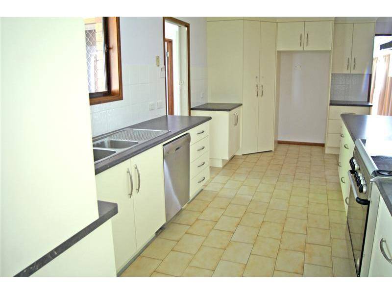 NEWS FLASH Picture 3