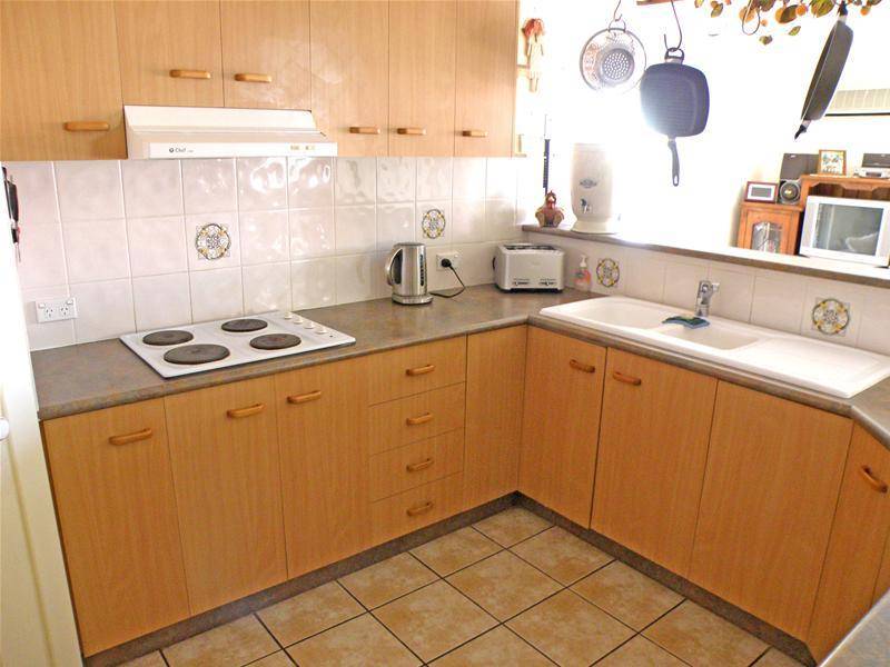 HEY GOOD LOOKING! Picture 3