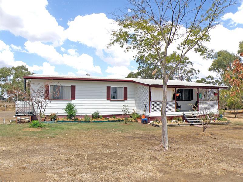 Country Charm Country Quiet Picture 1