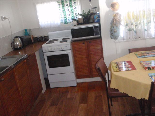 One Bedroom Cottage Picture 3